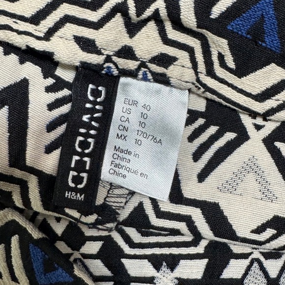 H&M Divided Mini Skirt Geometric Print Women's US 10 - Picture 5 of 7